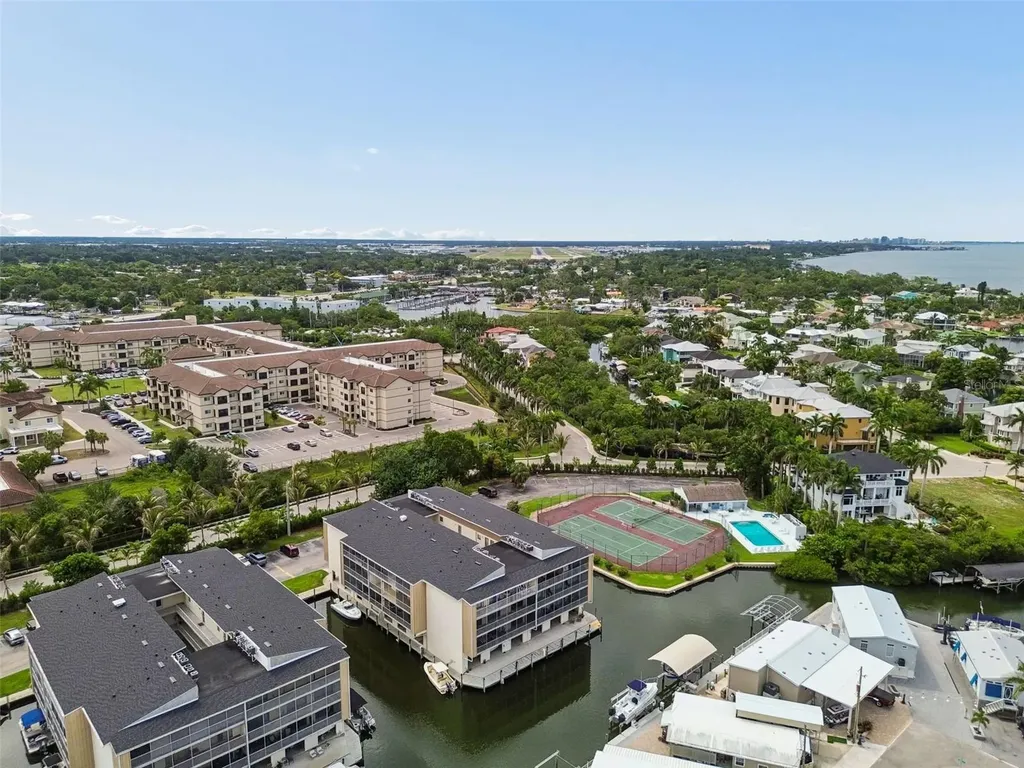 1714 69th Avenue W Bradenton FL 34207