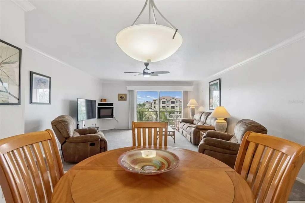 1714 69th Avenue W Bradenton FL 34207