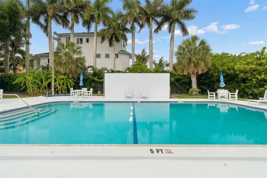 1714 69th Avenue W Bradenton FL 34207