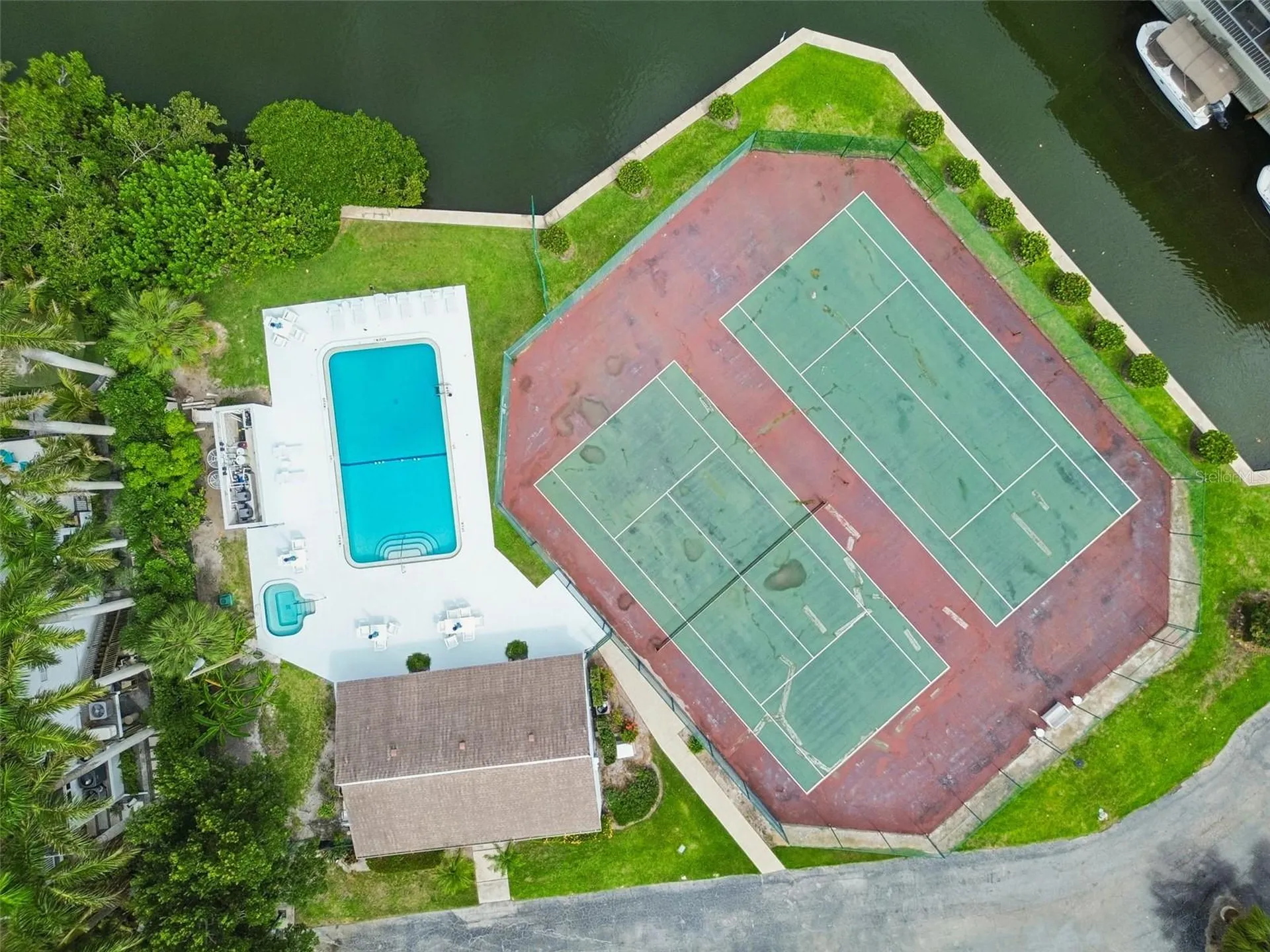 1714 69th Avenue W Bradenton FL 34207