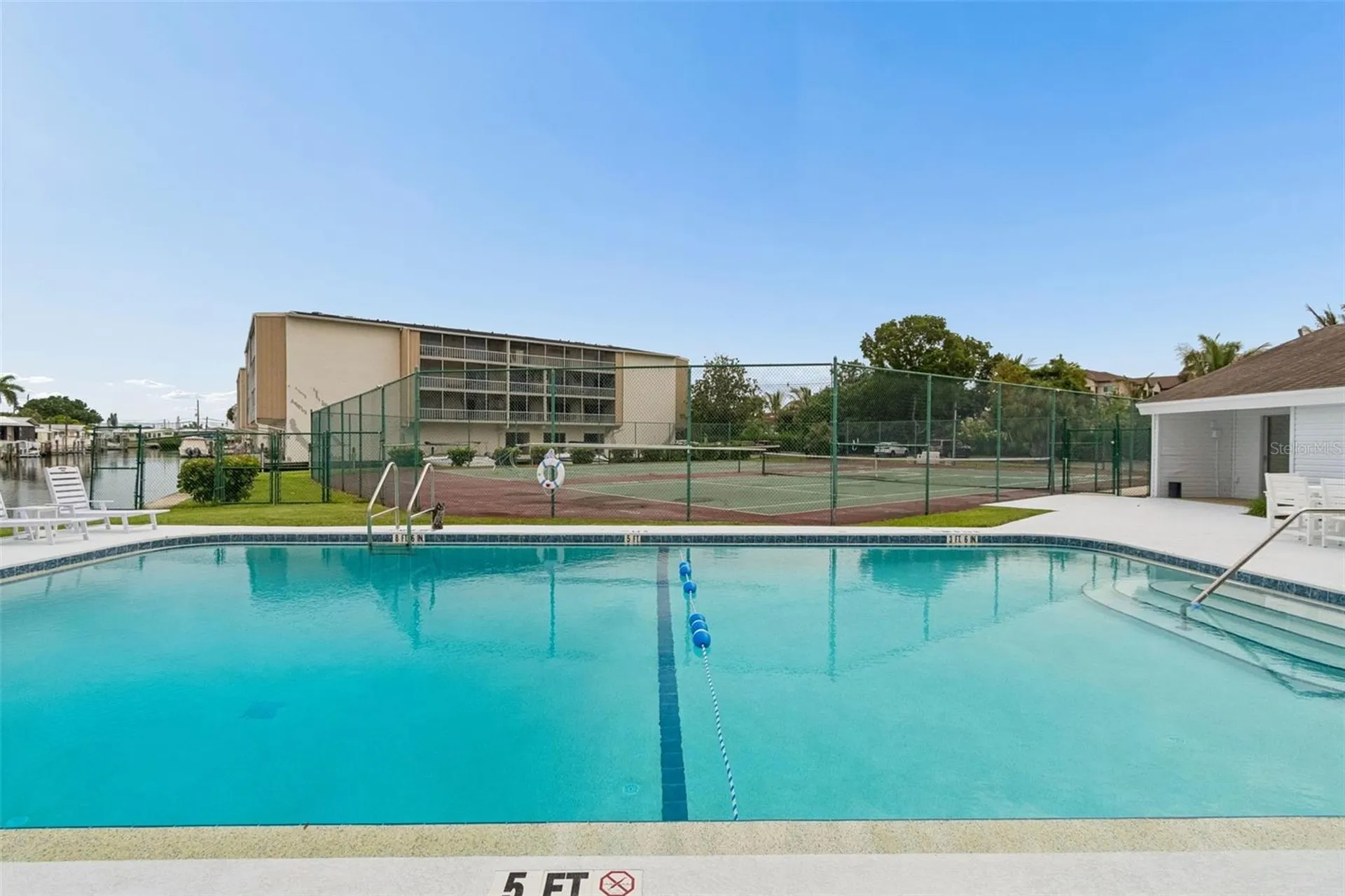 1714 69th Avenue W Bradenton FL 34207