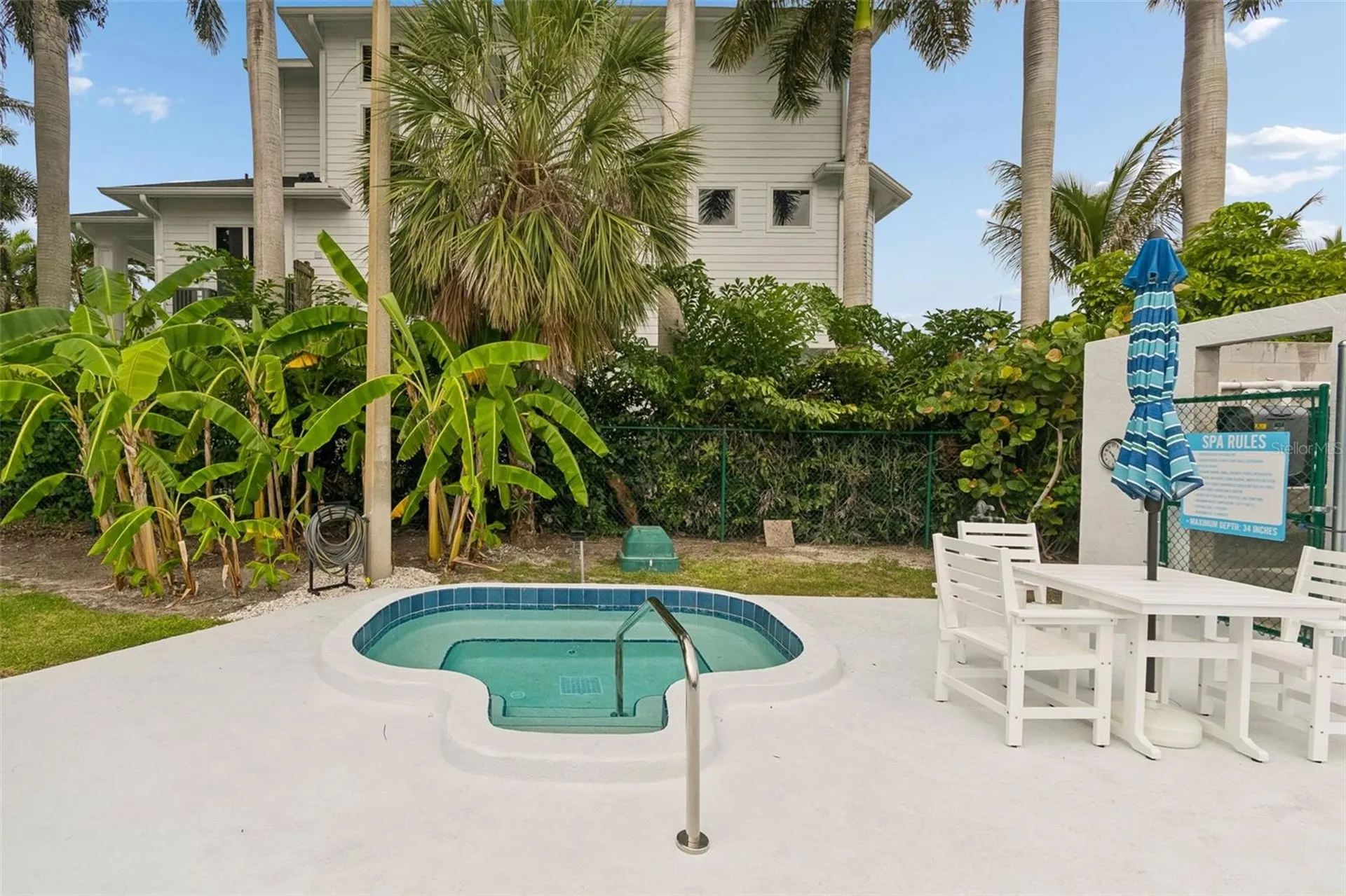 1714 69th Avenue W Bradenton FL 34207