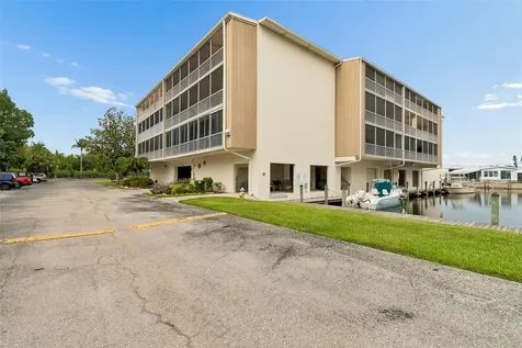 1714 69th Avenue W Bradenton FL 34207