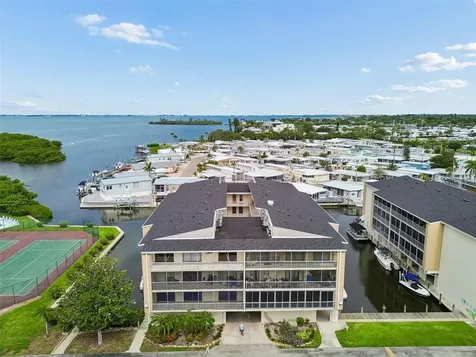 1714 69th Avenue W Bradenton FL 34207