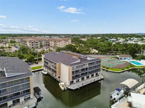 1714 69th Avenue W Bradenton FL 34207