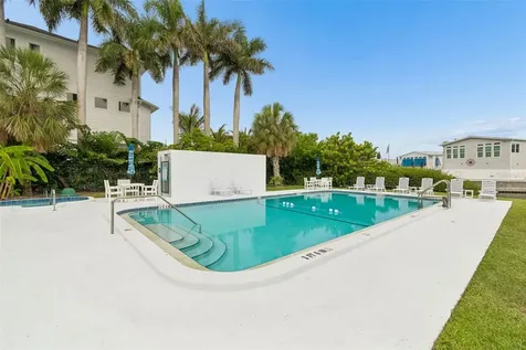 1714 69th Avenue W Bradenton FL 34207