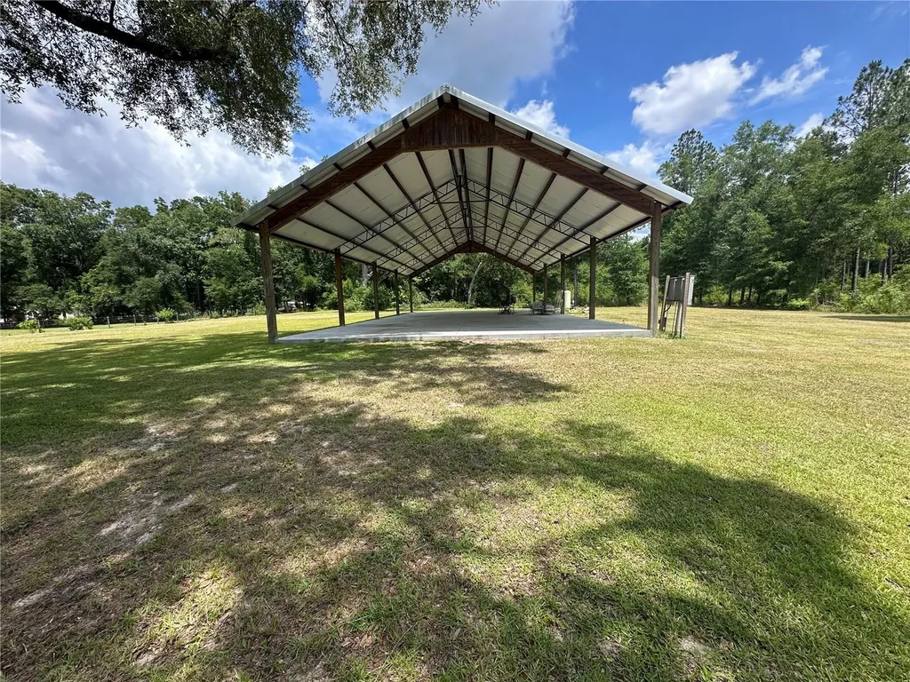 20499 S Us Highway 441 High Springs FL 32643