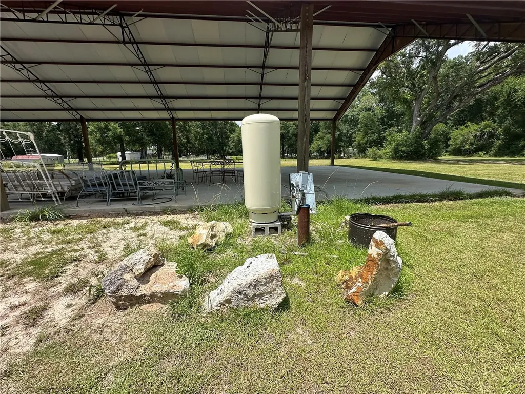 20499 S Us Highway 441 High Springs FL 32643