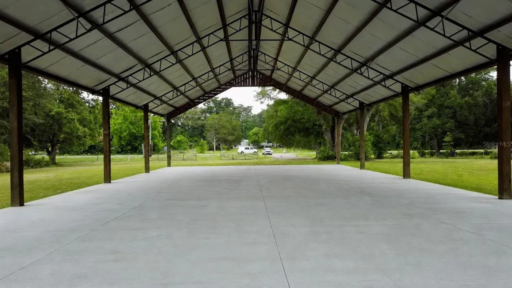 20499 S Us Highway 441 High Springs FL 32643