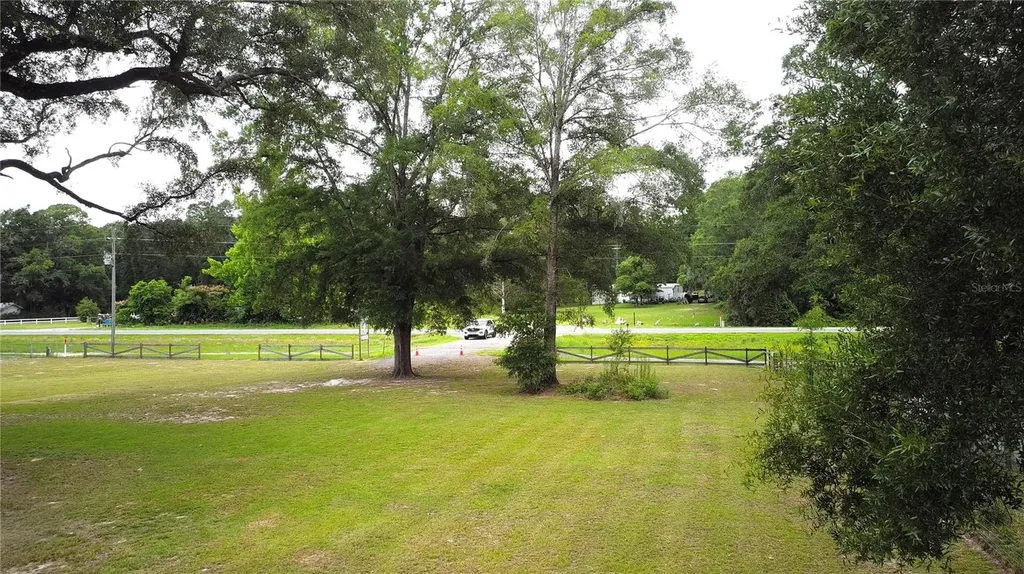 20499 S Us Highway 441 High Springs FL 32643