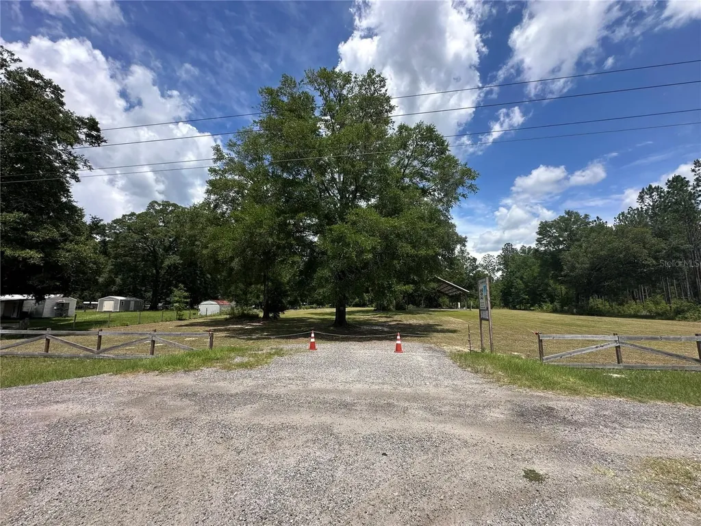 20499 S Us Highway 441 High Springs FL 32643