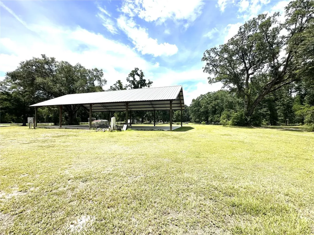 20499 S Us Highway 441 High Springs FL 32643