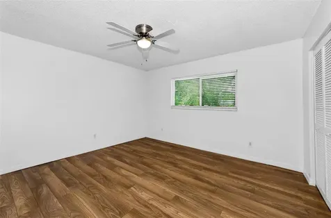 1529 E Dorchester Drive Palm Harbor FL 34684