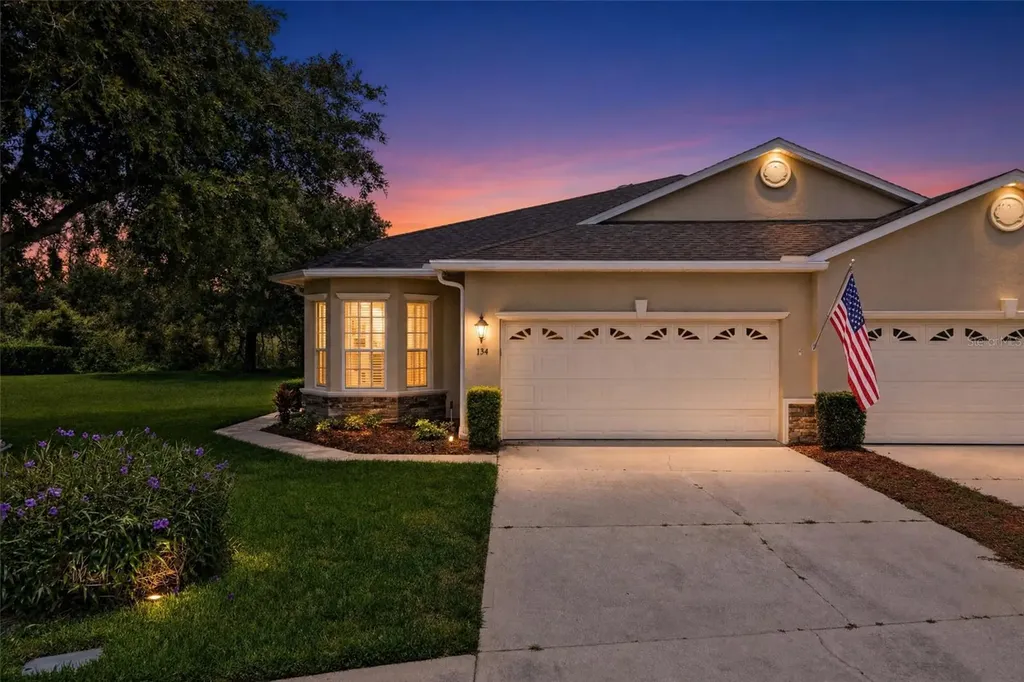 134 Lower Lake Court Debary FL 32713