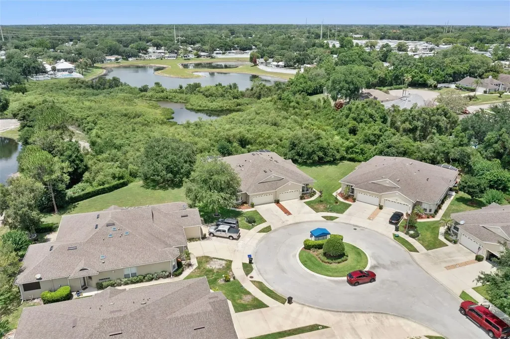134 Lower Lake Court Debary FL 32713