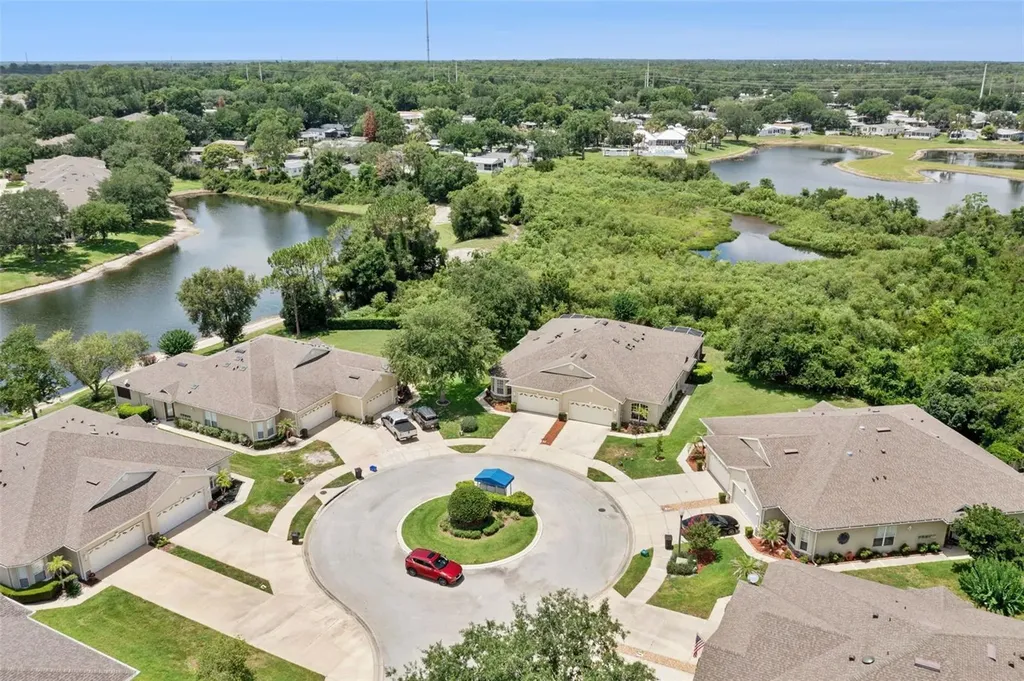 134 Lower Lake Court Debary FL 32713