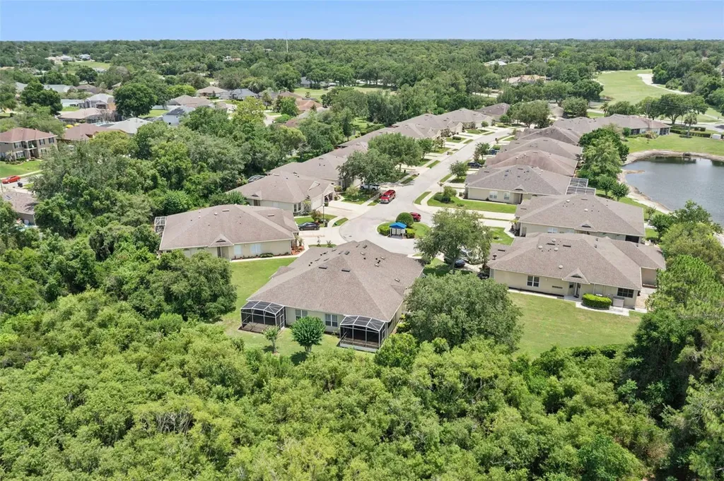 134 Lower Lake Court Debary FL 32713