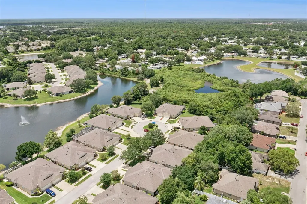 134 Lower Lake Court Debary FL 32713