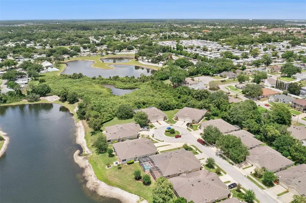 134 Lower Lake Court Debary FL 32713