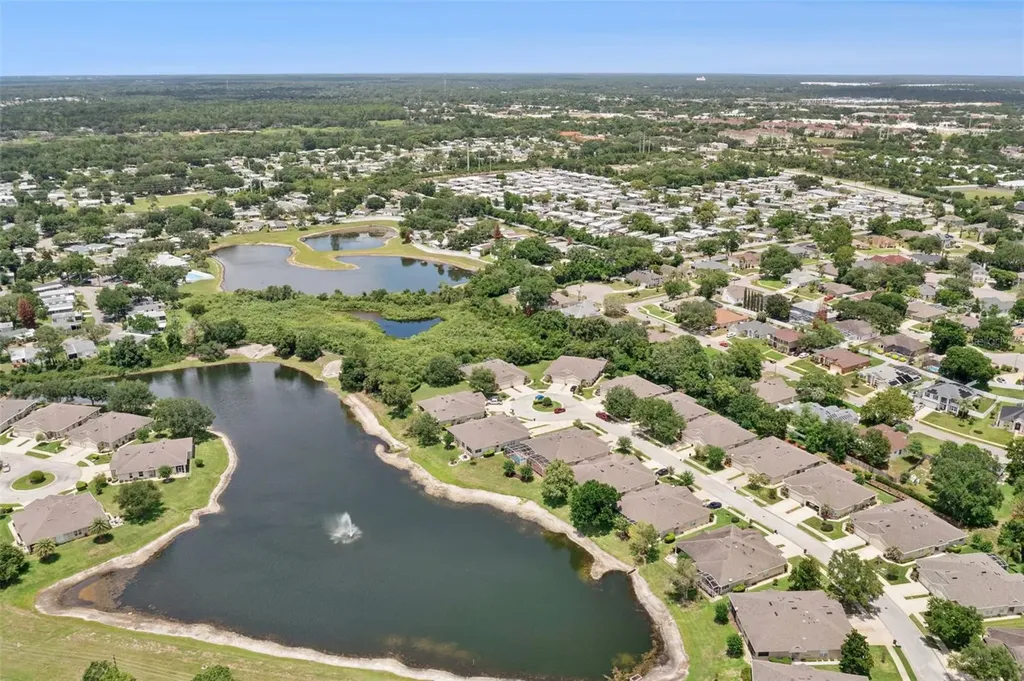 134 Lower Lake Court Debary FL 32713