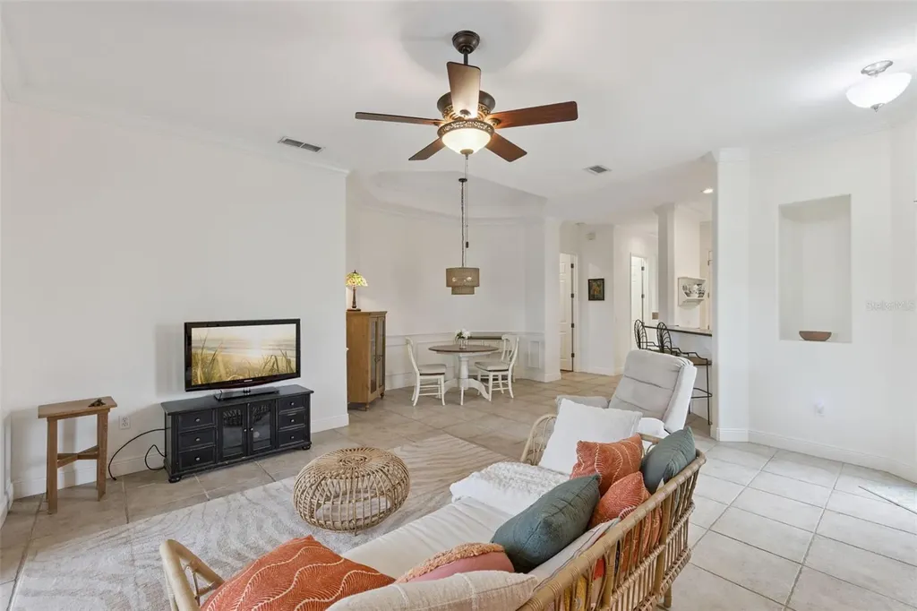 134 Lower Lake Court Debary FL 32713