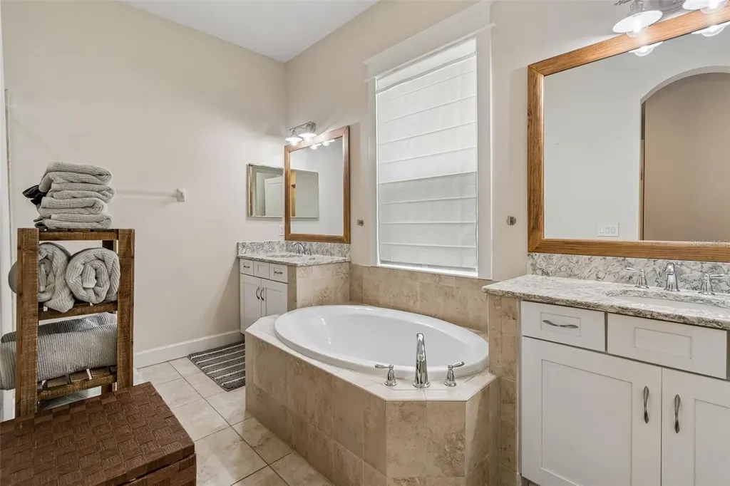 8908 Bella Vita Circle Land O Lakes FL 34637