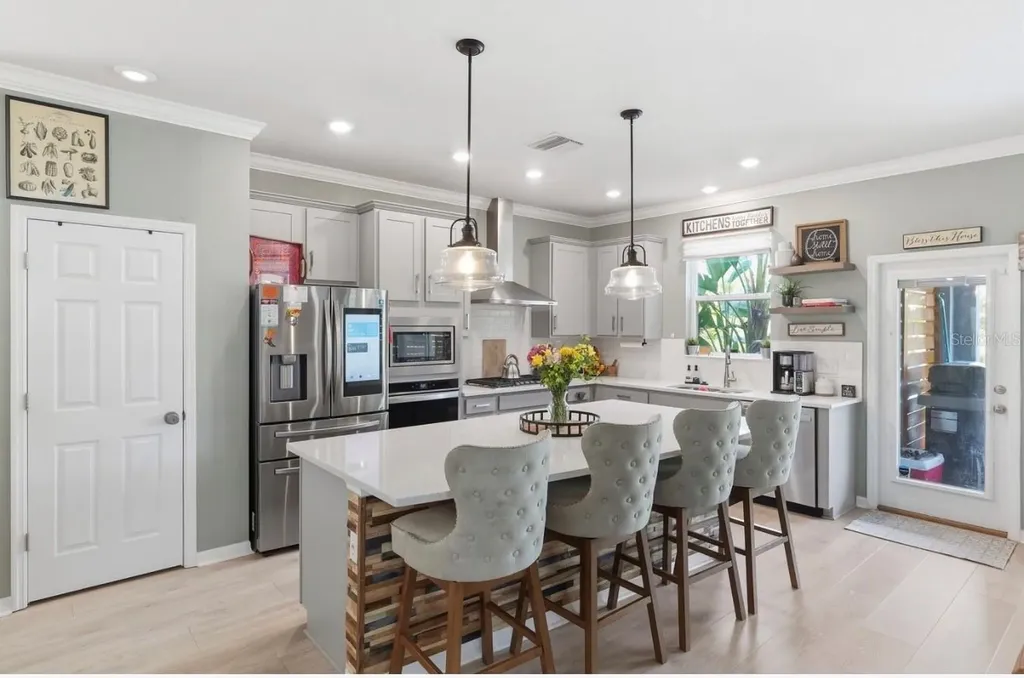 5554 Silver Sun Drive Apollo Beach FL 33572
