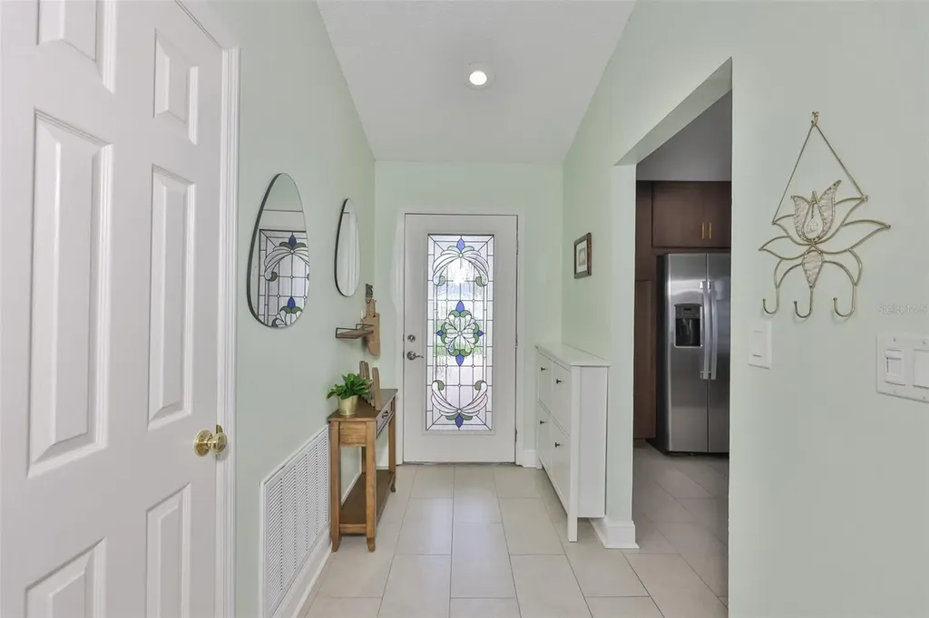 8715 Hampden Drive Tampa FL 33626