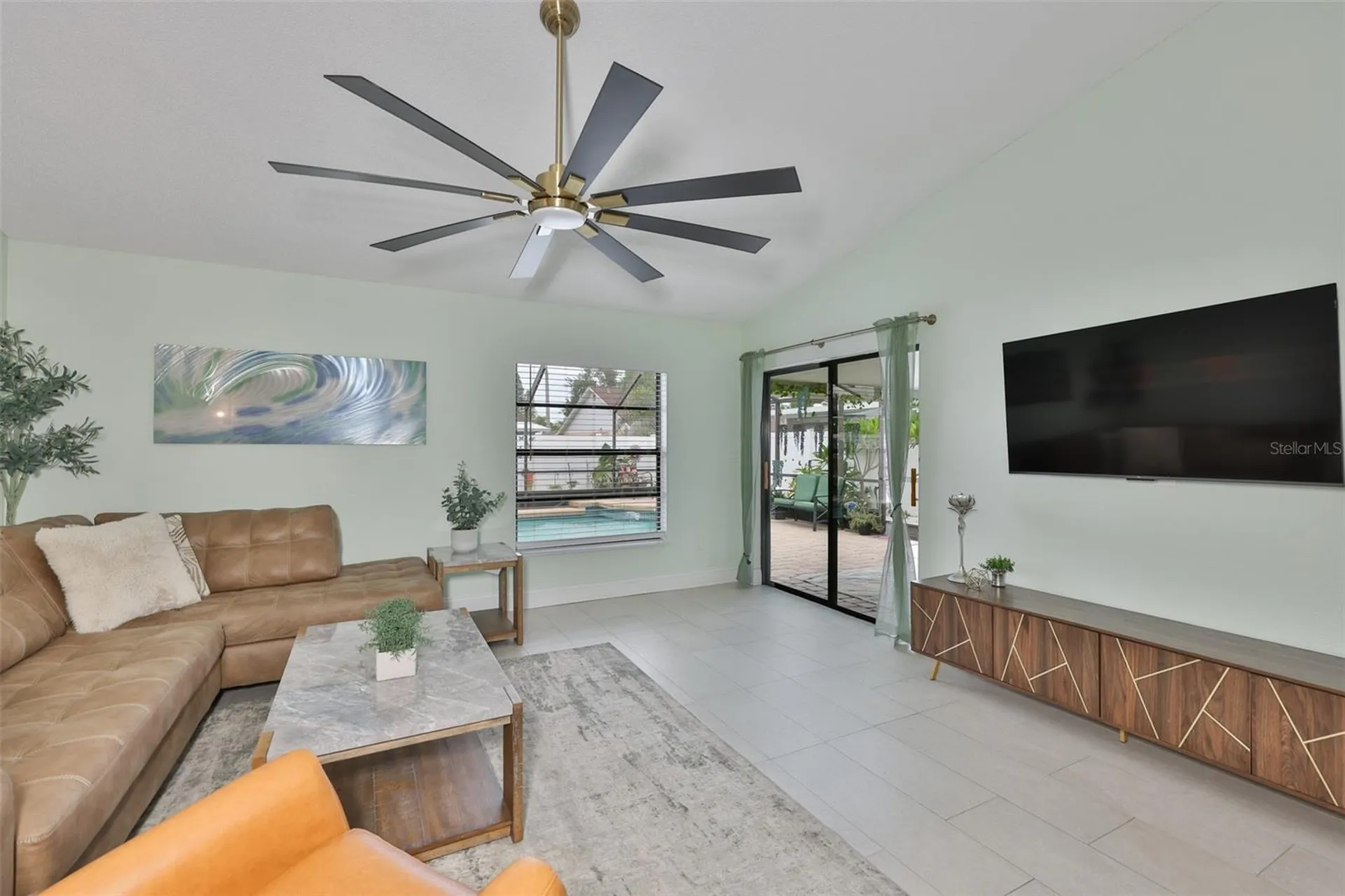 8715 Hampden Drive Tampa FL 33626