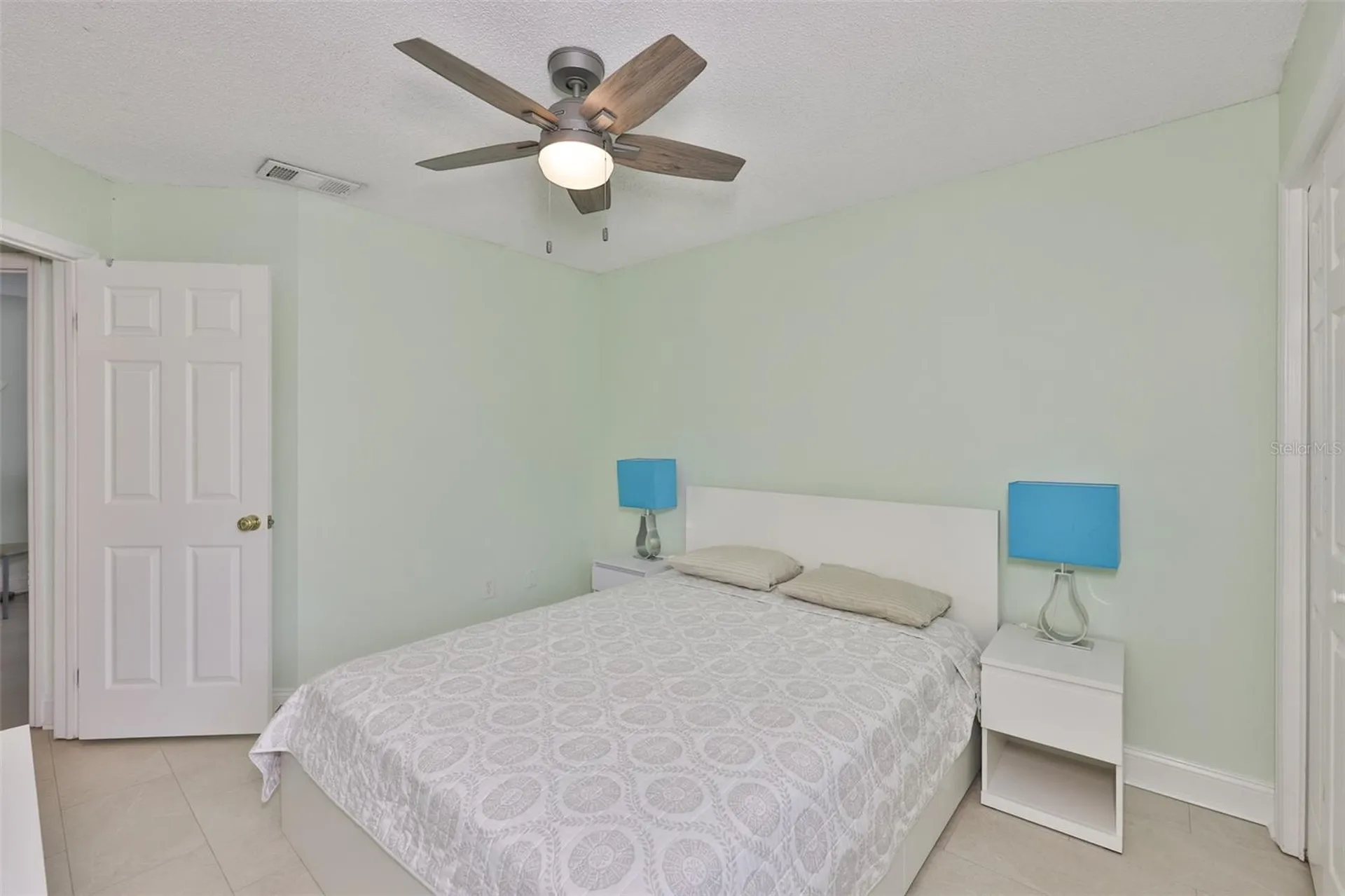 8715 Hampden Drive Tampa FL 33626