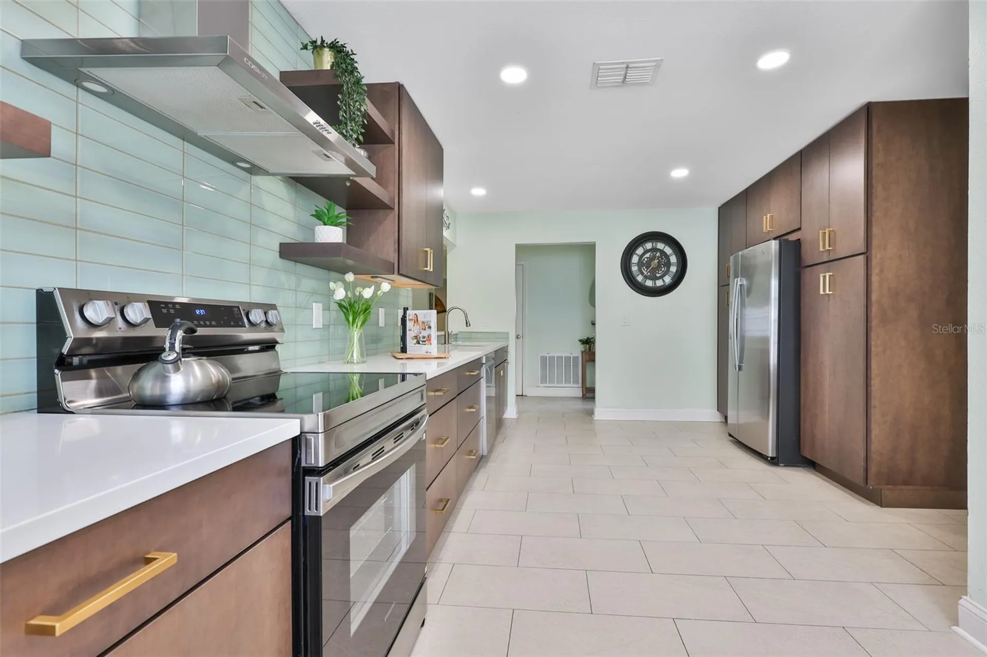 8715 Hampden Drive Tampa FL 33626