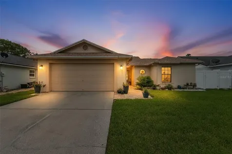 8715 Hampden Drive Tampa FL 33626