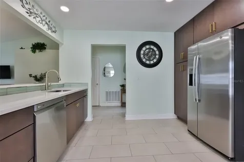 8715 Hampden Drive Tampa FL 33626