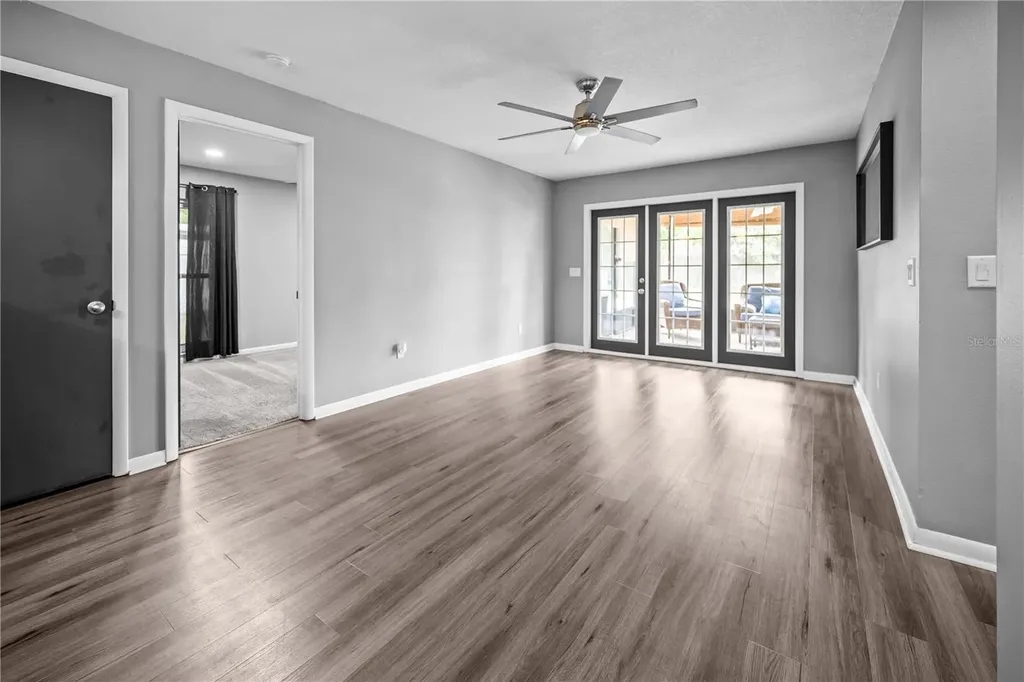 2015 Ronald Circle Seffner FL 33584