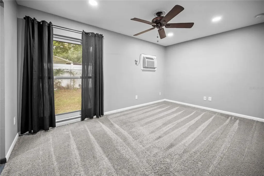 2015 Ronald Circle Seffner FL 33584