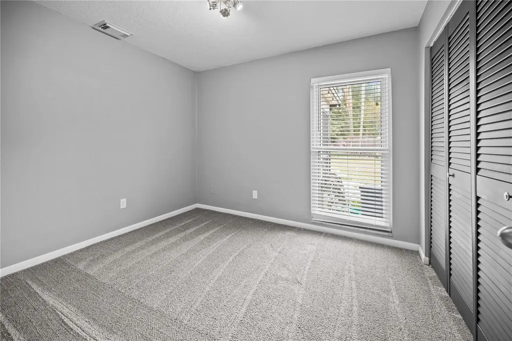 2015 Ronald Circle Seffner FL 33584