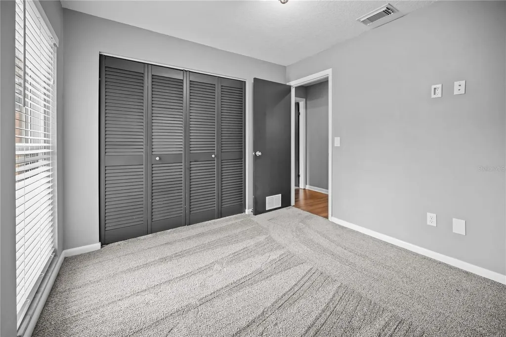 2015 Ronald Circle Seffner FL 33584