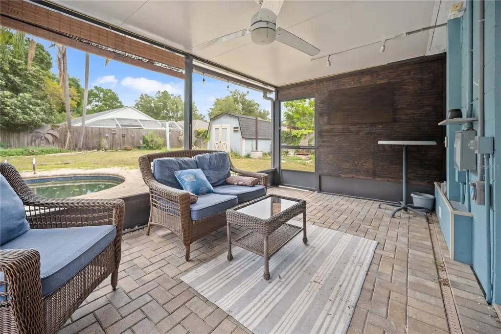 2015 Ronald Circle Seffner FL 33584
