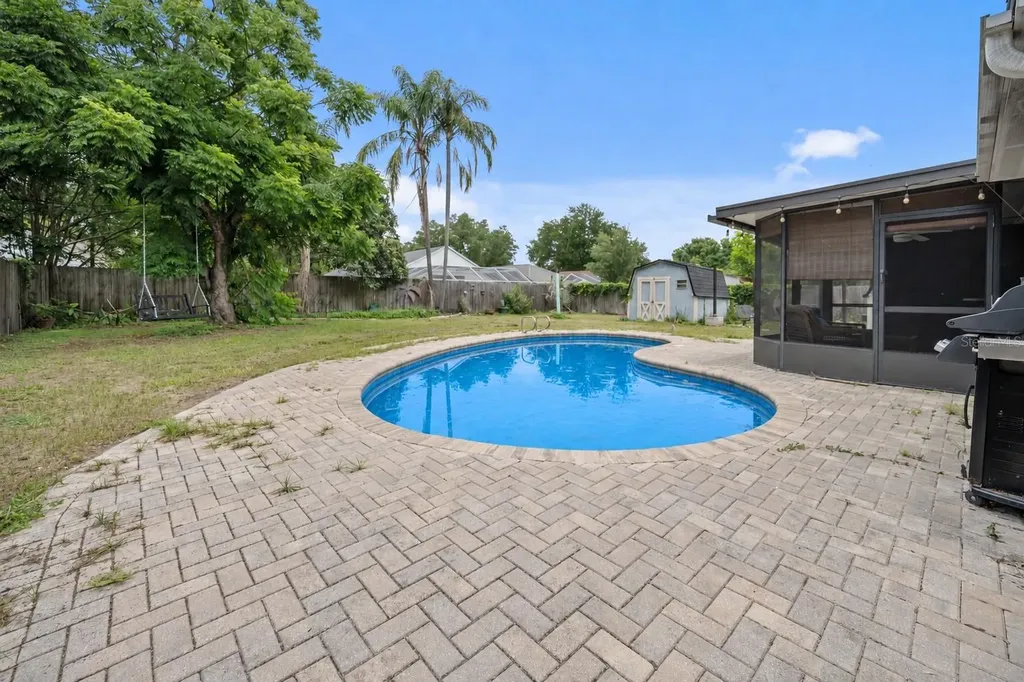 2015 Ronald Circle Seffner FL 33584