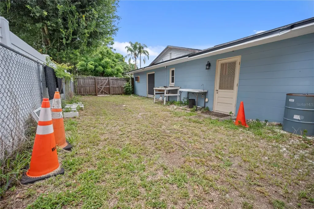 2015 Ronald Circle Seffner FL 33584