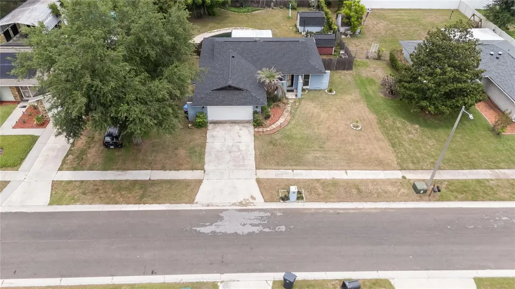 2015 Ronald Circle Seffner FL 33584