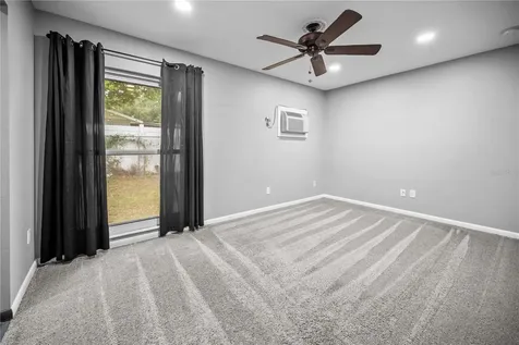 2015 Ronald Circle Seffner FL 33584