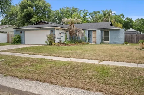 2015 Ronald Circle Seffner FL 33584