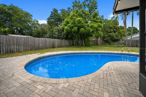 2015 Ronald Circle Seffner FL 33584
