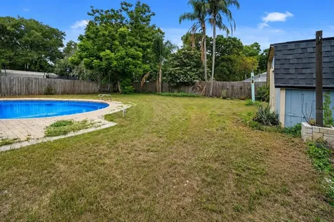 2015 Ronald Circle Seffner FL 33584