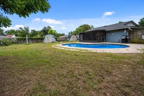 2015 Ronald Circle Seffner FL 33584