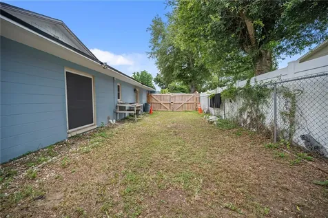 2015 Ronald Circle Seffner FL 33584