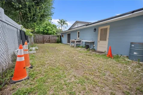 2015 Ronald Circle Seffner FL 33584