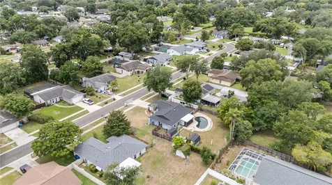 2015 Ronald Circle Seffner FL 33584