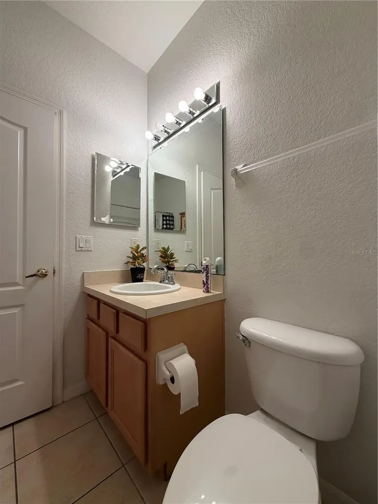 2425 Caravelle Circle Kissimmee FL 34746